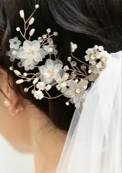 ウェディング ヘッドドレス 花モチーフ　※ベールは付いてません