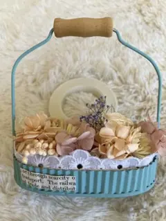 ブリザードドライフラワーアレンジメント バスケット