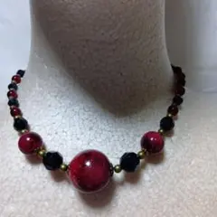 ハンドメイド　赤系ネックレス