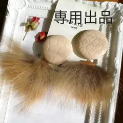 ワニ　レザーカボション　リアルファー　ピアス　イヤリング　冬　ボタン　くるみ