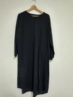 シャツワンピース　ブラック異素材前後切り替えワンピース　丈長め