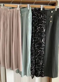 スカート1着・パンツ3着セット（ピンク・ミント・黒・グレー）
