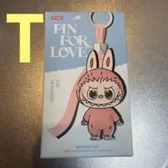【Tラブブ　イニシャル　 PIN FOR LOVE ぬいぐるみキーホルダー