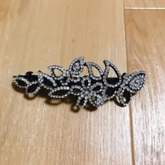 【訳あり】未使用 蝶デザイン ストーン ヘアクリップ