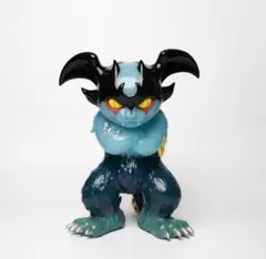 デビルニャン DEVILNYAN (GID Blue Ver.) 蓄光 ソフビ 3月20日(木)18時より抽選開始】【UNBOX INDUSTRIES】DEVILNYAN(GID