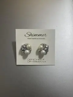 パール ピアス イヤリング 小ぶり フラワー ビジュー 結婚式 卒業式 入学式