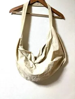 ショルダーバッグ 韓国 ホーボバッグ