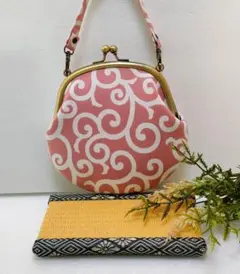 Item thumbnail for item 7f08f739-6a8c-4cc6-8448-738dd48e700f