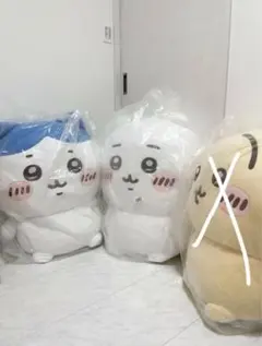 miniso ちいかわ ハチワレ超BIG 520元　パジャマ　ぬいぐるみ　ミニソ miniso ちいかわ ハチワレ超BIG 520元 パジャマ ぬいぐるみ