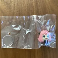 スパイファミリー　アーニャ　小型フィギュア