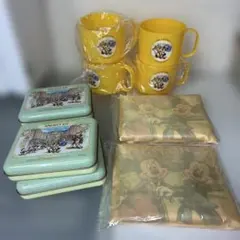 ミッキーイラスト入りカップとアメニティセット　ディズニーランド