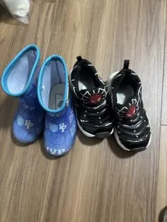 スパイダーマン スニーカーとブーツセット