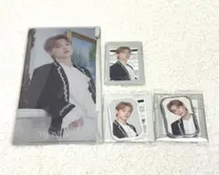 TXT ヨンジュン　チケットホルダー　缶バッジ　トレカ