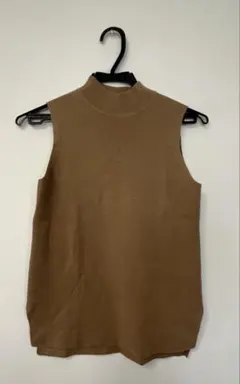 UNIQLO ユニクロ ノースリーブニット