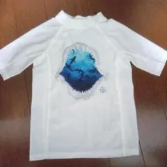 GapKids　ラッシュガード　Tシャツ　110　ホワイト　サメ　シャーク