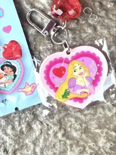 東京ディズニーリゾート キーチェーン ディズニープリンセス - メルカリ