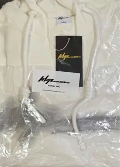aespa クロップフーディー 韓国 レモネード トレカ無し - メルカリ