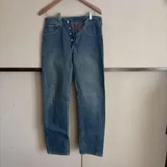 Item thumbnail for item 12eb2ed6-24a2-4426-af06-26f7a7adf62a