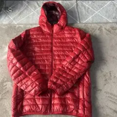 UNIQLO XL レッド ダウンジャケット