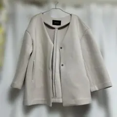 ノーカラージャケット　グレージュ　simpliciteのサムネイル