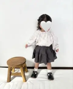 薄いピンクのフリルシャツ　リボン　nunubiel