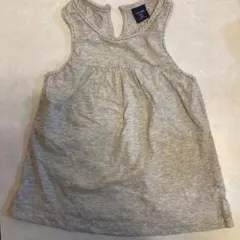 GAP グレー ノースリーブ タンクトップ　夏