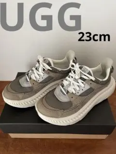 UGG アグ　CA805 V2 厚底ダッドスニーカー23cm