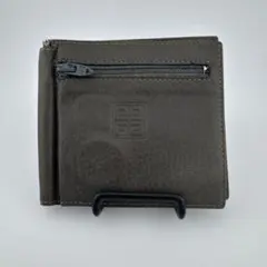 GIVENCHY グレー レザー 二つ折り財布 ジッパーポケット付きのサムネイル