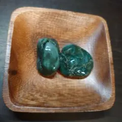 糸魚川産 軟玉翡翠 ネフライト 44g 天然石 原石 - メルカリ