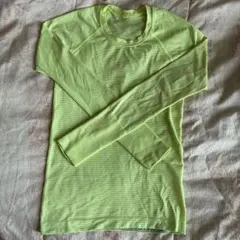 ルルレモン　イエロー ストライプ ヨガウェア