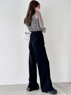 ⭐︎新品タグ付⭐︎センターピンタックスウェットセミフレアパンツ[pm473]