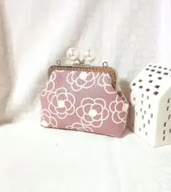 ちょうちょ刺繍生地×リバティプリント使用／がま口 ハンドメイド