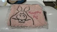 ひつじのショーン　もこもこスクエア ポーチ　いたずらブタ ガチャガチャ