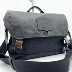 極美品 コーチ リビングトン シグネチャー レザー メッセンジャーバッグ メンズ