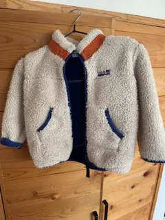 ベビー　 ボアジャケット クリーム色