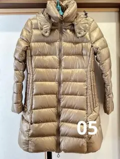 美品TATRAS BABILA ダウンジャケット サイズ4 ベージュ系 美品TATRAS BABILA ダウンジャケット サイズ4 ベージュ系
