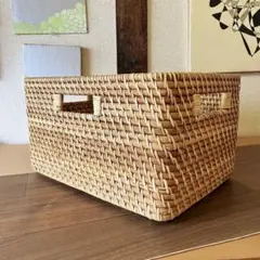 【ニトリ】ラタン　バスケット　横ハーフ　 籐　かご　 カゴ