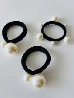 ヘアゴム パール 大粒　3本セット　黒ゴム　アクセサリー　新品未使用