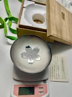 一鶴斎　純銀盃　共箱　記念品　個人名ありのためお安くどうぞ 一鶴斎 純銀盃 共箱 記念品 個人名ありのためお安くどうぞ - メルカリ