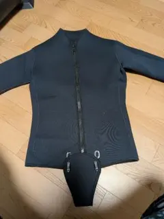 ウェットスーツ