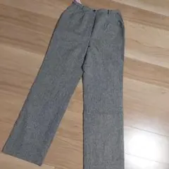 グレー ストレートパンツ シミあり
