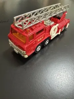 トミカ ダンディ No.37 1/82 日野スノーケル車 - メルカリ