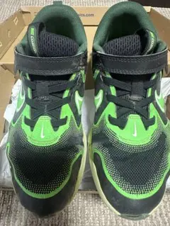 NIKE キッズ スニーカー ナイキ