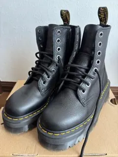 【美品】Dr'Martens JADON Ⅲ 黒厚底8ホール