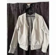 リバーシブルジャンパー　フリーサイズ