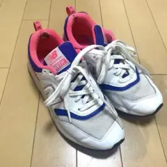 【値下げ】ニューバランス スニーカー 白ピンク青 CM997HAJ 23.5