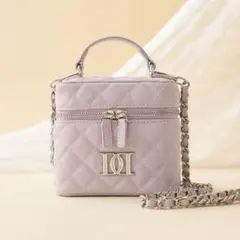 Darich キルティングスクエアミニバッグ