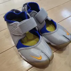 Nike エアリフト　22cm