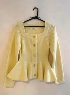 美品♡SNIDEL♡ローゲージ ペプラム