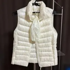 UNIQLO ウルトラライトダウン ベスト 白